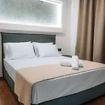 Iliada Boutique 法里拉基