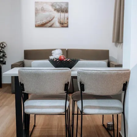 Iliada Boutique Apartmanhotel *