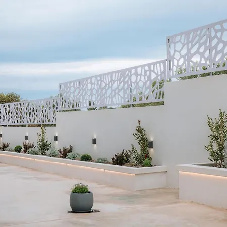 Iliada Boutique 3* فاليراكي